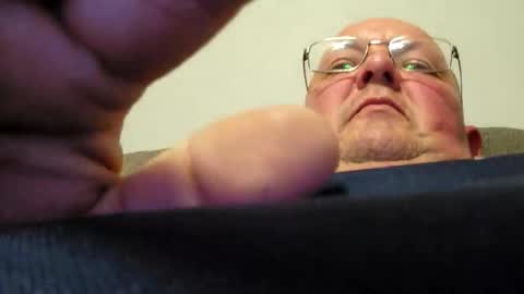 Snapshot of focusfuker chatting on 04-11-26, 11:20 focusfuker online show from 04-11-26, 11:20