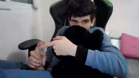 Snapshot of follaemos21 chatting on 01-19-26, 01:09 follaemos21 online show from 01-19-26, 01:09