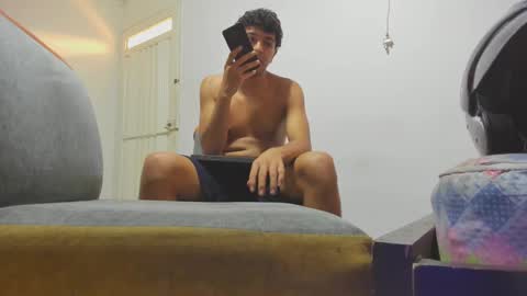 foot_master777 online show from 02-03-25, 08:03