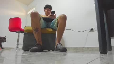 foot_master777 online show from 02-06-25, 01:10