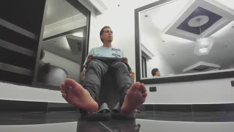foot_master777 online show from 02-15-25, 02:37