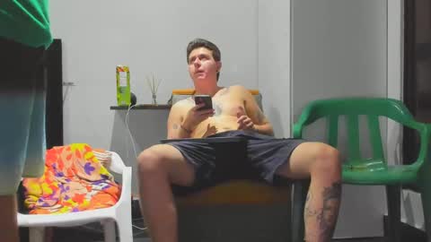 foot_master777 online show from 02-25-25, 12:47