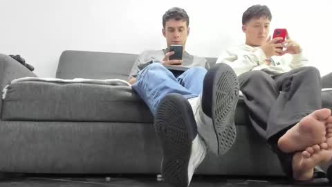 foot_master777 online show from 09-12-25, 03:50