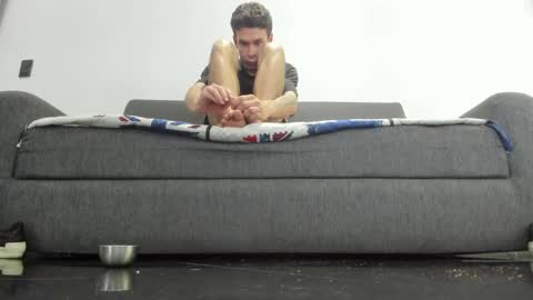 foot_master777 online show from 10-09-25, 05:27