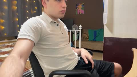 Alex online show from 01-10-26, 03:08