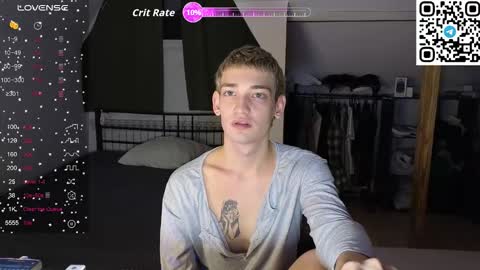 Snapshot of forever_eren chatting on 11-23-25, 07:13 forever_eren online show from 11-23-25, 07:13