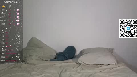 Snapshot of forever_eren chatting on 12-20-25, 04:47 forever_eren online show from 12-20-25, 04:47