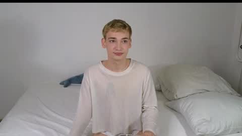 Snapshot of forever_eren chatting on 02-06-26, 04:54 forever_eren online show from 02-06-26, 04:54