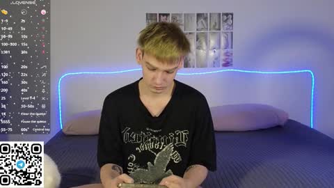 Snapshot of forever_eren chatting on 02-20-26, 02:08 forever_eren online show from 02-20-26, 02:08