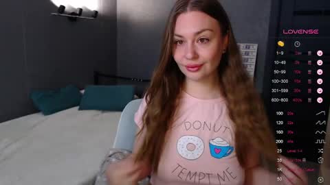 Julia online show from 04-15-26, 12:28