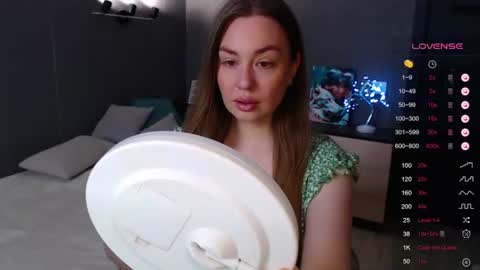 Snapshot of foreversmileme chatting on 06-13-26, 06:22 Julia online show from 06-13-26, 06:22