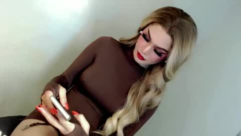 KHATRINA STACIE MARIE online show from 12-03-24, 08:50