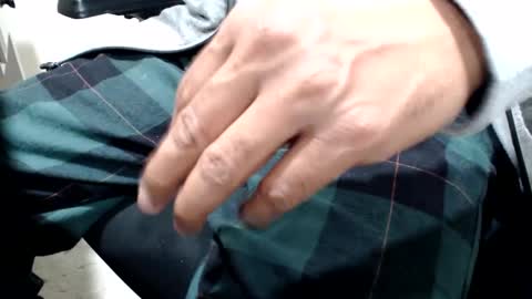 foster19422002 online show from 01-20-25, 01:50