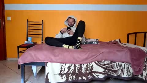 fotinakisdionisis696540 online show from 10-08-25, 11:19