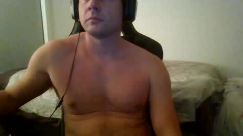 Snapshot of four4aces chatting on 06-19-26, 10:08 four4aces online show from 06-19-26, 10:08