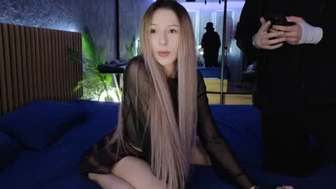 Snapshot of fox_eyesavage chatting on 05-06-26, 12:10 Karina and online show from 05-06-26, 12:10