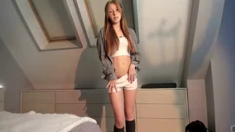 Snapshot of foxie_kiss chatting on 10-05-25, 03:21 Hello world Feel free to follow online show from 10-05-25, 03:21