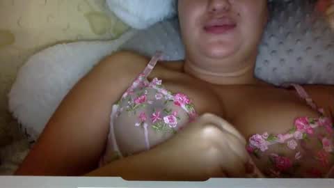 Snapshot of foxlady74 chatting on 11-10-25, 12:04 Fox online show from 11-10-25, 12:04