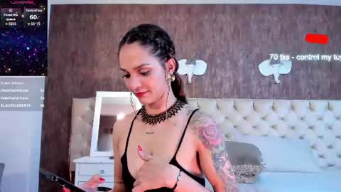 Snapshot of foxmegann chatting on 07-08-26, 11:20 MeganFoxxy online show from 07-08-26, 11:20