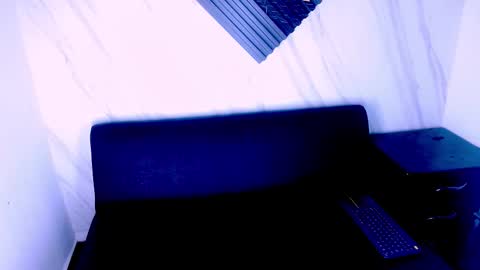 Foxter online show from 12-21-25, 02:08