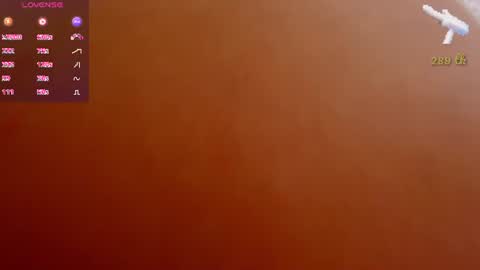 Snapshot of foxxyclarise chatting on 06-30-26, 06:20 Clarise online show from 06-30-26, 06:20
