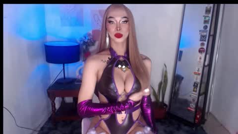 foxy_goddess online show from 10-30-25, 01:51