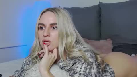 Foxy Kimmi online show from 01-09-26, 07:11