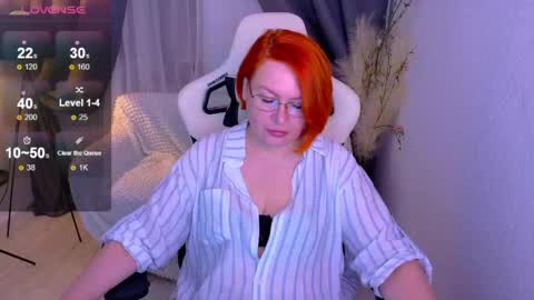 Lola online show from 05-07-26, 06:52