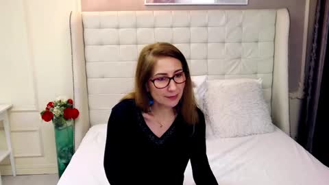 Snapshot of foxy_ramona chatting on 03-08-25, 09:28 Ana online show from 03-08-25, 09:28