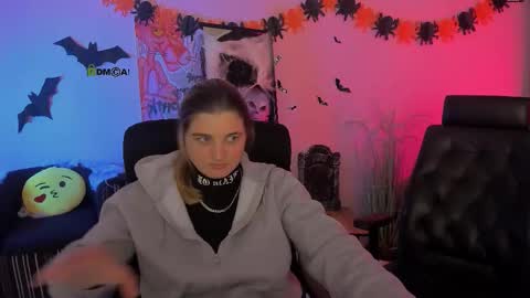 foxy_tease_ online show from 11-01-25, 07:49