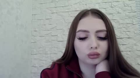 Alice online show from 12-05-25, 02:36