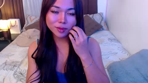 Ms. FOX online show from 10-20-25, 02:56