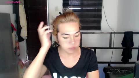 jenny online show from 02-10-25, 05:14