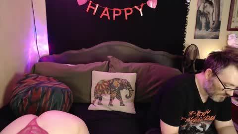 Snapshot of foxymalloryknoxy69 chatting on 03-02-25, 08:05 Mallory Koxx online show from 03-02-25, 08:05