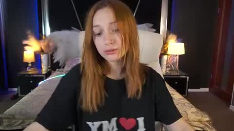 Snapshot of foxymayy chatting on 06-24-26, 12:48 Maya online show from 06-24-26, 12:48