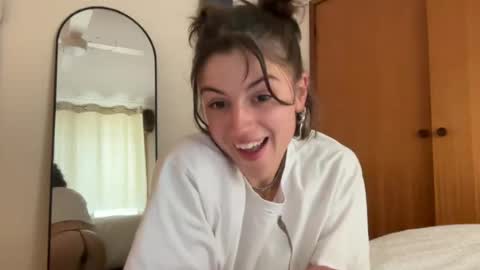 Miss Foxy online show from 06-18-26, 02:34