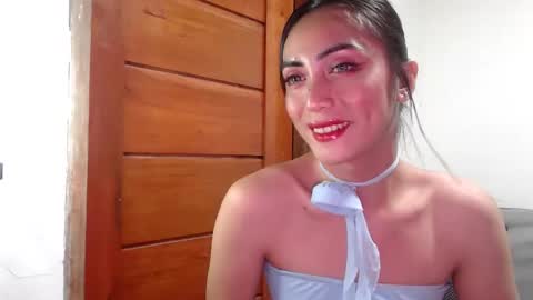 Snapshot of foxytheaxxx chatting on 02-26-26, 10:47 Thea online show from 02-26-26, 10:47