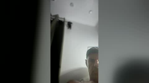 fozz8large online show from 04-12-26, 12:10