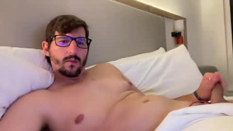 Snapshot of fp004 chatting on 10-22-25, 02:56 fp004 online show from 10-22-25, 02:56