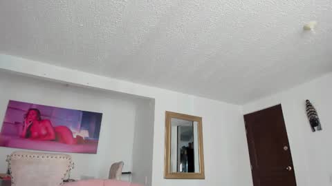 IM FRAIDER online show from 02-01-25, 03:28