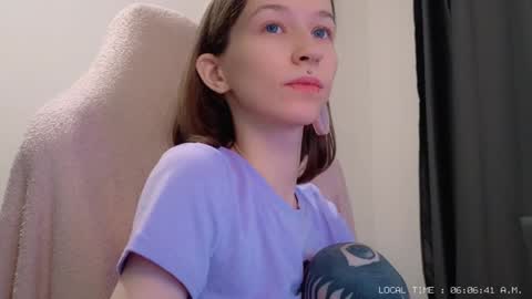 fran_bow online show from 12-26-24, 03:06