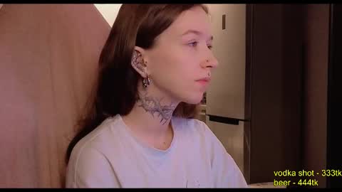 fran_bow online show from 11-12-25, 02:34