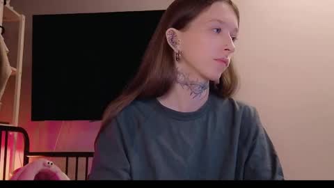 fran_bow online show from 04-16-26, 08:09