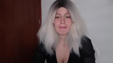 Francesca online show from 07-02-26, 09:43