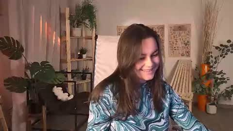 Snapshot of francescacavaliere chatting on 07-02-26, 12:11 Francesca online show from 07-02-26, 12:11