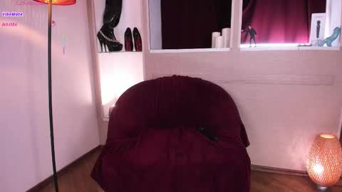 Frances York online show from 11-14-25, 04:33