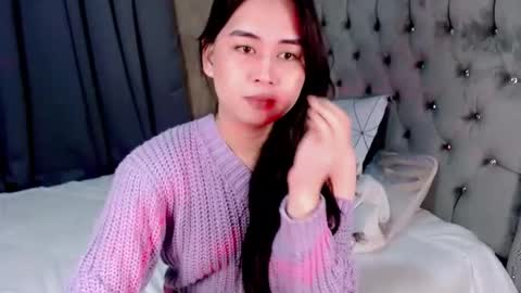 LOVE online show from 03-09-25, 06:54