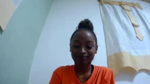 Snapshot of francine925426 chatting on 07-26-26, 04:14 francine925426 online show from 07-26-26, 04:14