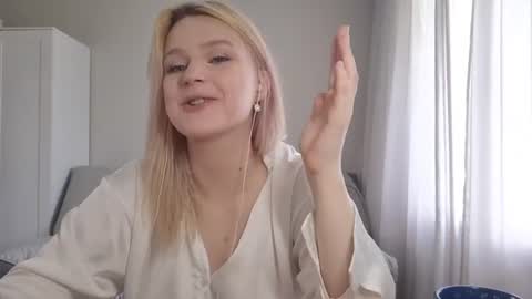 Snapshot of franciscoblanca chatting on 07-03-26, 10:54 Bloum online show from 07-03-26, 10:54