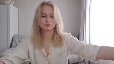 Snapshot of franciscoblanca chatting on 07-11-26, 01:25 Bloum online show from 07-11-26, 01:25